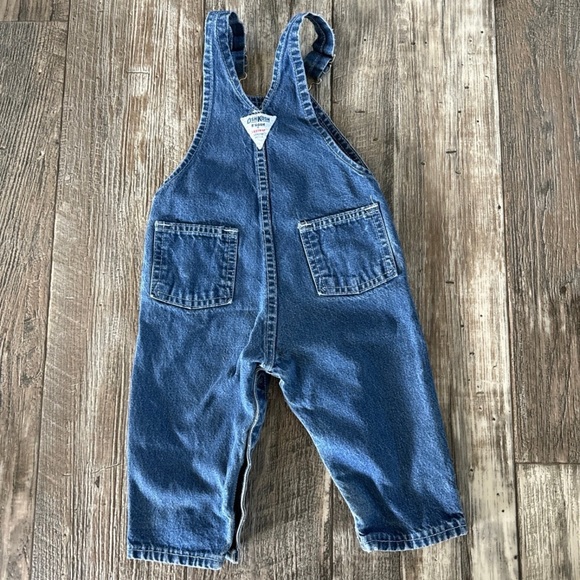 OshKosh B'GOSE, BABYBOY JEAN JUMPSUIT, 18MONTHS - Picture 2 of 7